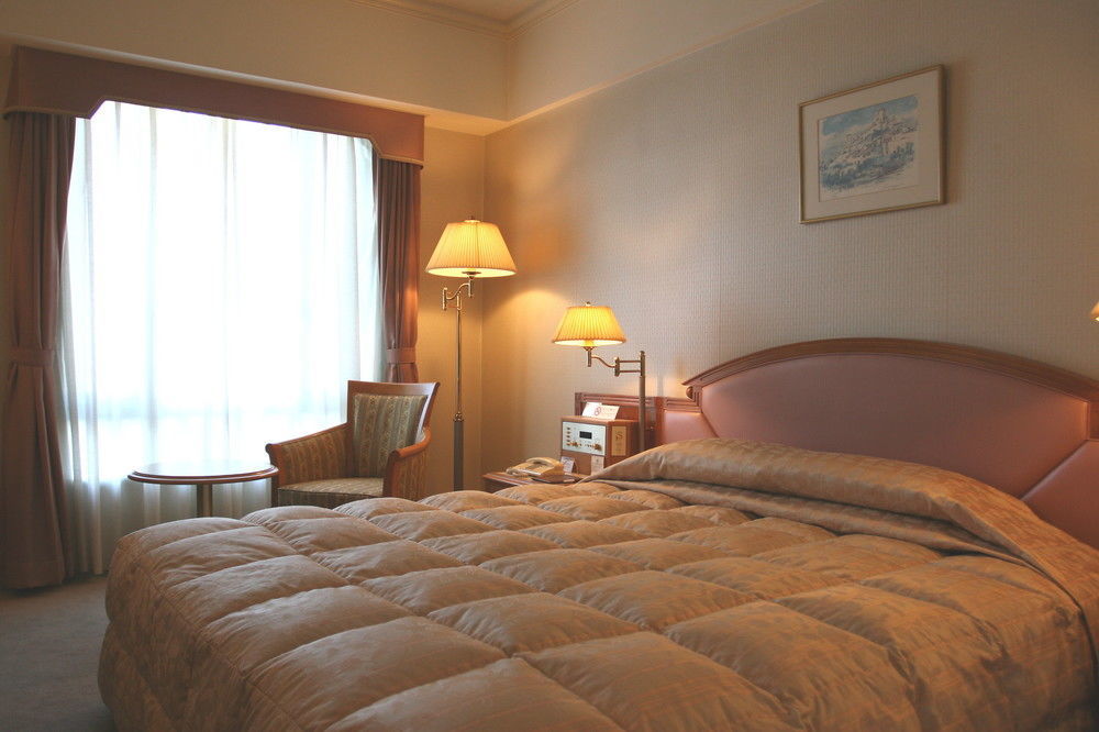 โรงแรม โรงแรมคุเระ ฮังเกียว 3*