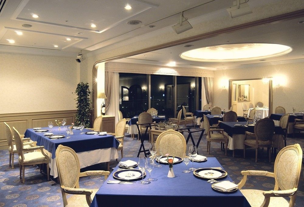 โรงแรม โรงแรมคุเระ ฮังเกียว